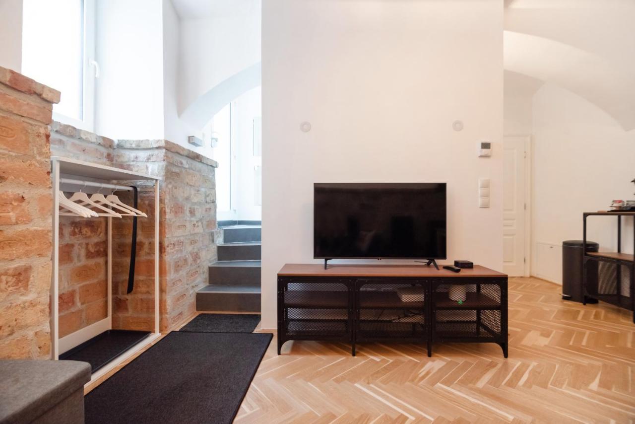 Der Fuchsbau - Neu, Kuschelig Und Zentral Im Gruenen Apartman Bécs Kültér fotó